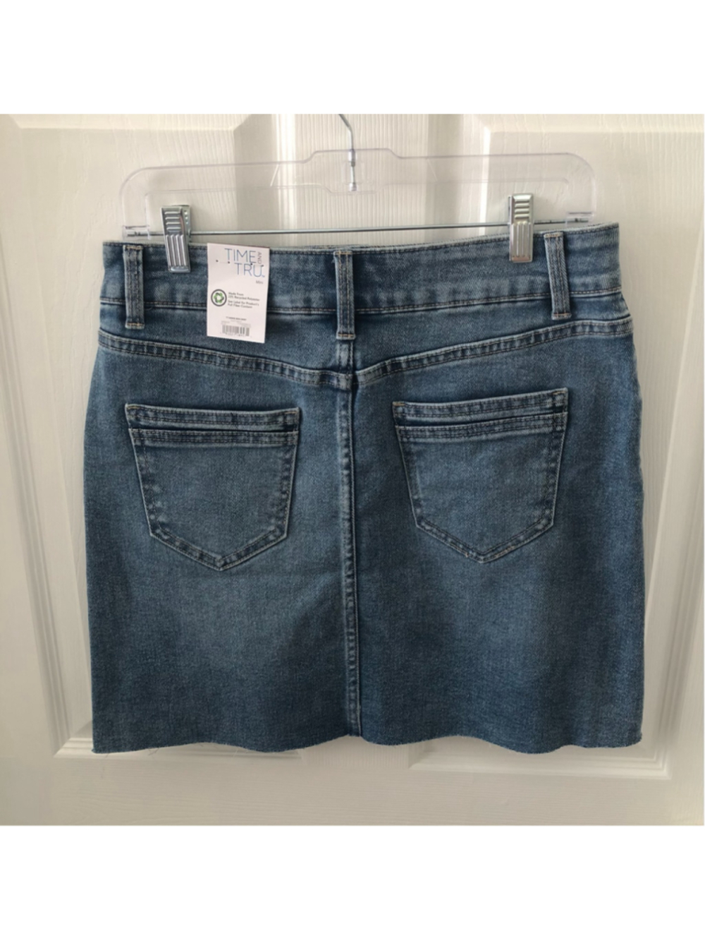 Size 6 Time and Tru Mini Denim Skirt Frayed Hem NWT Festival Concert Summer Y2K - Picture 1 of 8